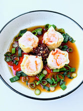 Load image into Gallery viewer, Melbourne Chilli Co. - Chilli Oil - Hot (250ml)