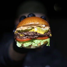 Load image into Gallery viewer, Dillicious - Oh So Spicy Dill Pickle Chips (675g)